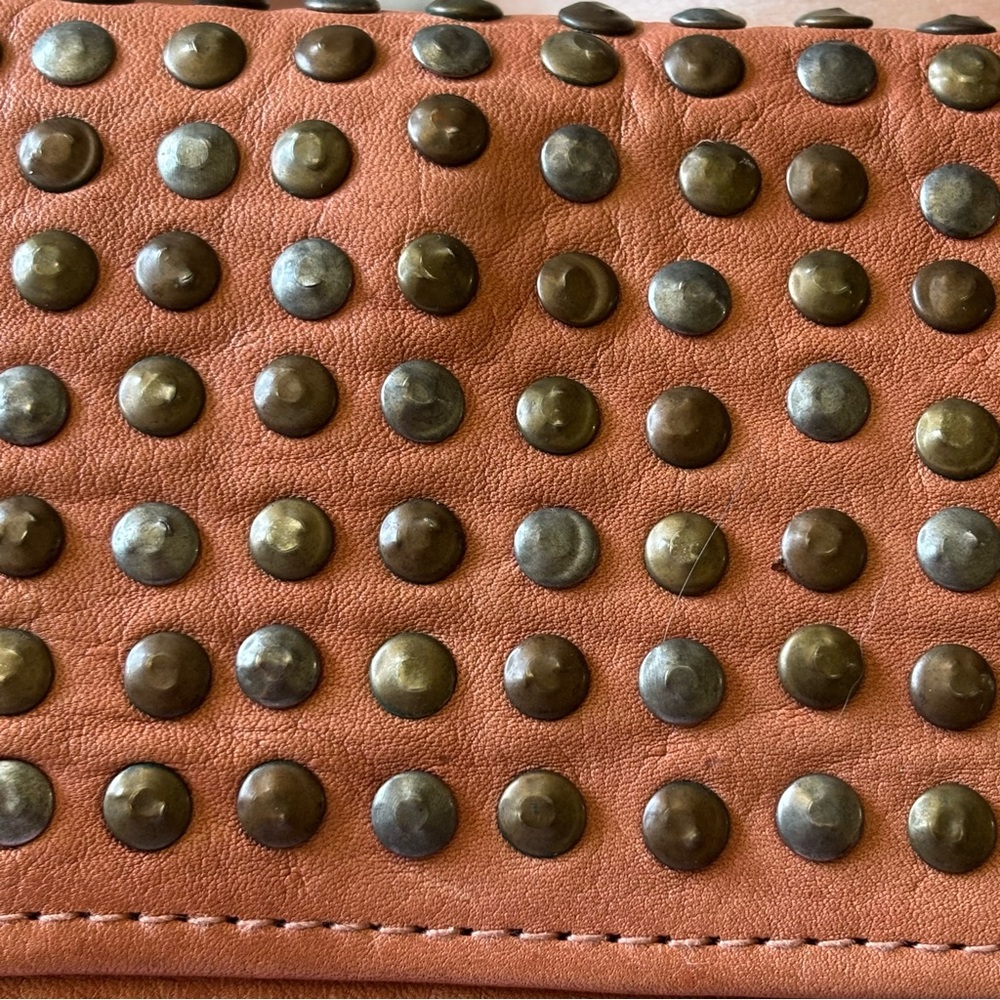 Viola Castellani Women's Vintage Italian Leather Studded Trifold Clutch Wallet - Picture 6 of 15